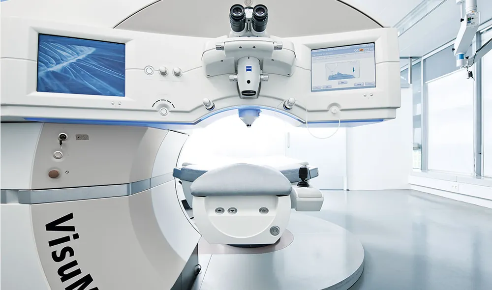 ZEISS VisuMax femtosecond laser used for SMILE