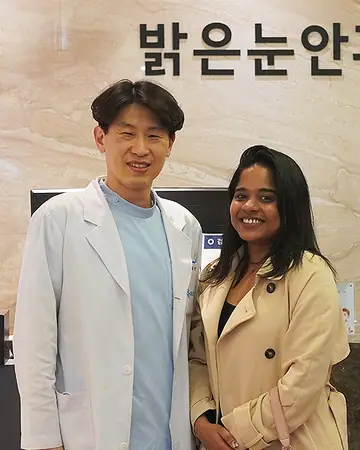 Shivani Singh from India, comprehensive eye exams patient